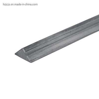 Membro di Chamfer Q235 Carbon Structural Steel Triangle Shape Bar per il calcestruzzo prefissato