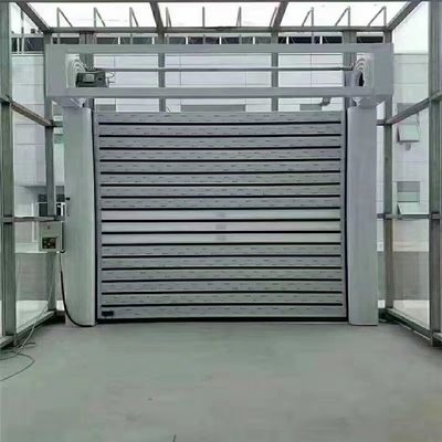 Porta di garage a rotazione ad alta velocità in lega di alluminio con classe di protezione IP55 personalizzata