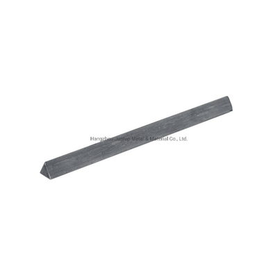 Dispositivi di accoppiamento in acciaio triangolare da 25x25x35.35 mm per applicazioni in calcestruzzo prefissato