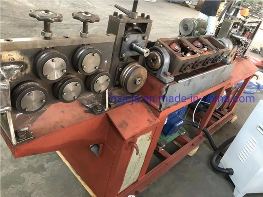 Macchina per raddrizzamento e taglio ad alta velocità per rivestimento di bobine da 5-12 mm di grado automatico